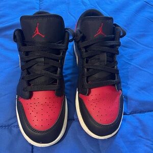 Nike Air Jordan 1 Low Alternate Bred Toe black/white Gym Red
